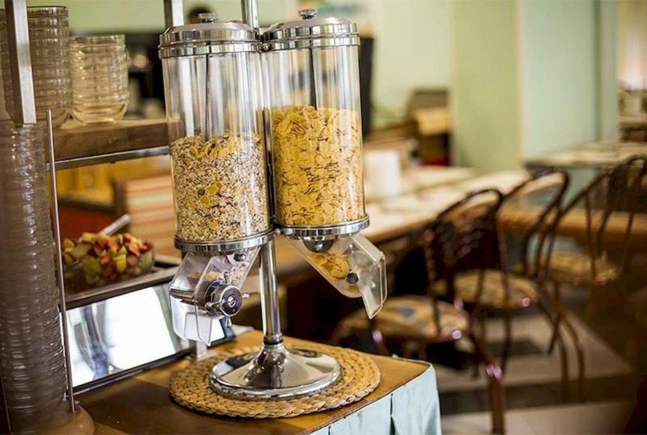 Hotel Milord Чезенатико Екстериор снимка